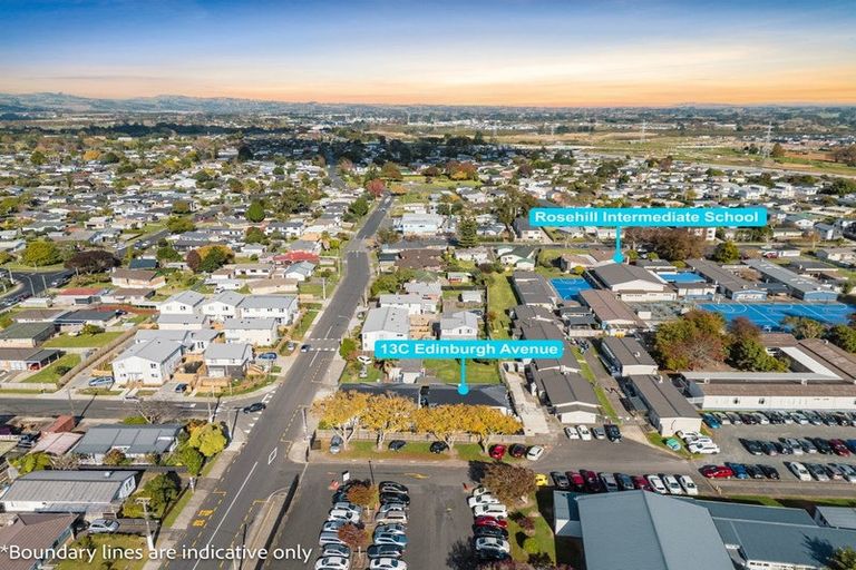 Photo of property in 13c Edinburgh Avenue, Rosehill, Papakura, 2113
