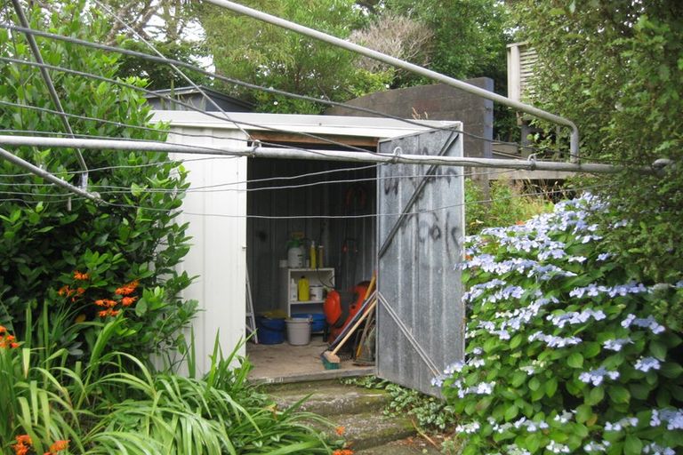 Photo of property in 84 Sunshine Avenue, Karori, Wellington, 6012