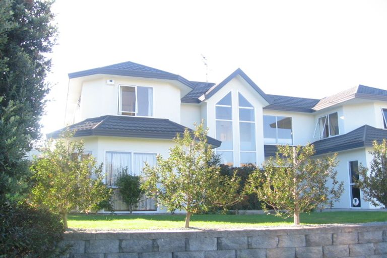 Photo of property in 59 Joseph Banks Drive, Whitby, Porirua, 5024