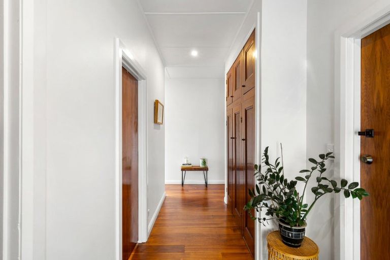 Photo of property in 6 Kenny Avenue, Ahuriri, Napier, 4110