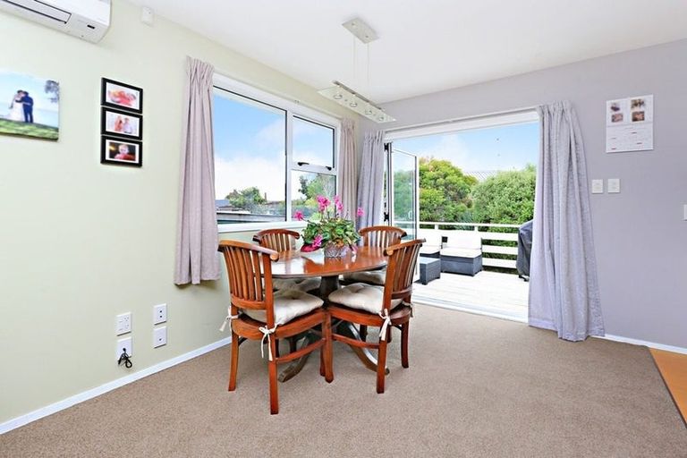 Photo of property in 146 Pigeon Mountain Road, Half Moon Bay, Auckland, 2012