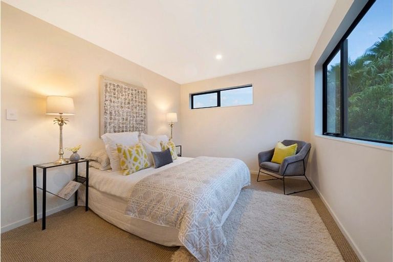 Photo of property in 11b Hebron Road, Waiake, Auckland, 0630