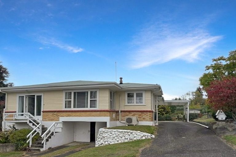 Photo of property in 2 Steadman Street, Taumarunui, 3920