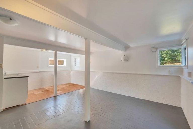 Photo of property in 49 Fairclough Road, Beach Haven, Auckland, 0626