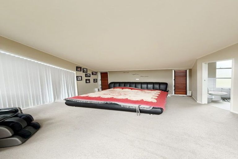 Photo of property in 345 Huia Road, Titirangi, Auckland, 0604