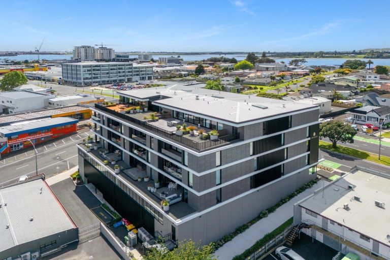 Photo of property in 302/359 Cameron Road, Tauranga, 3110