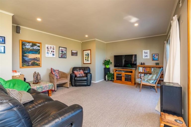 Photo of property in 15 Saint Anne Road, Waipu, 0582