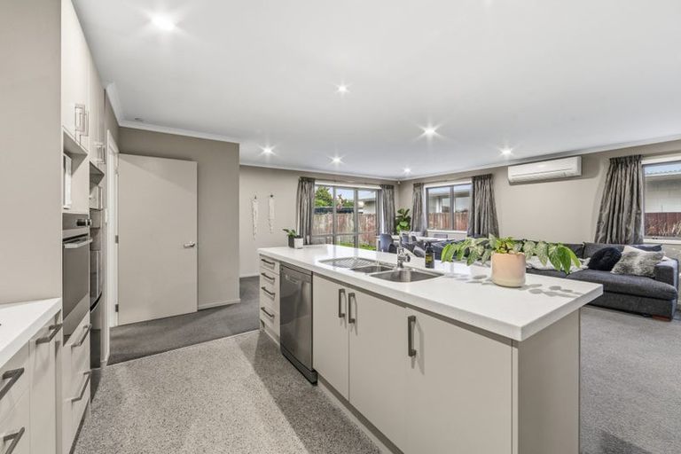 Photo of property in 5 Royalist Avenue, North New Brighton, Christchurch, 8083