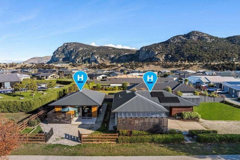 Photo of property in 5 Marbleleaf Lane, Albert Town, Wanaka, 9305