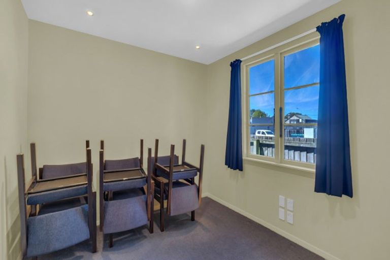 Photo of property in 1/294 Wairakei Road, Bryndwr, Christchurch, 8053