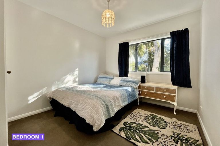 Photo of property in 6 Armstrong Avenue, Saint Martins, Christchurch, 8022