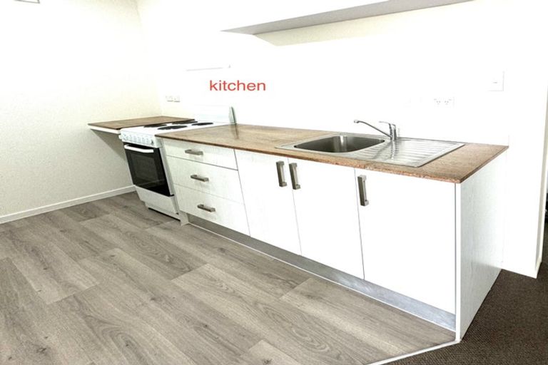 Photo of property in 12 Hugh Brown Drive, New Lynn, Auckland, 0600