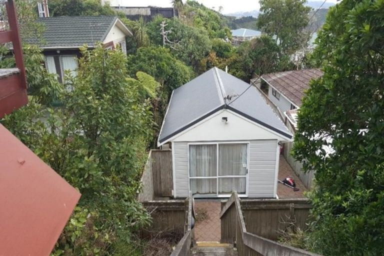 Photo of property in 1 Ceres Crescent, Johnsonville, Wellington, 6037