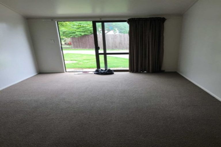 Photo of property in 17 Piko Crescent, Riccarton, Christchurch, 8041