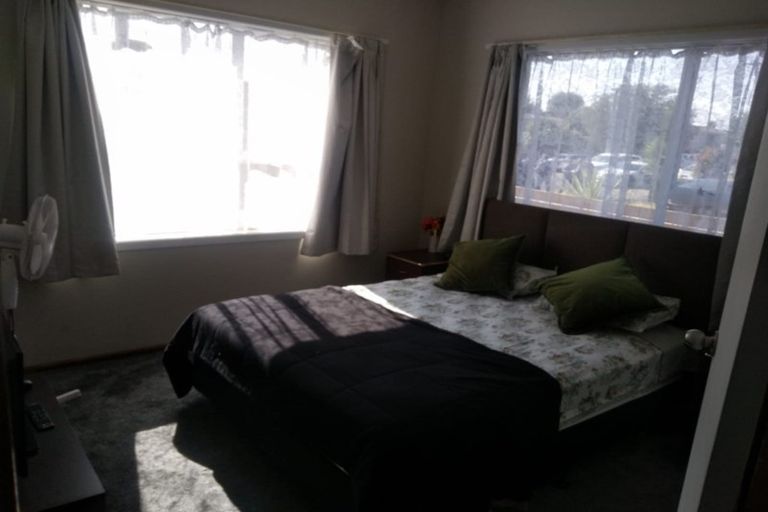 Photo of property in 47b Churchill Avenue, Manurewa, Auckland, 2102