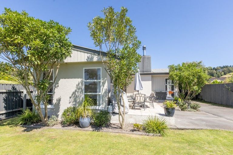 Photo of property in 25 Harpham Street, Taradale, Napier, 4112