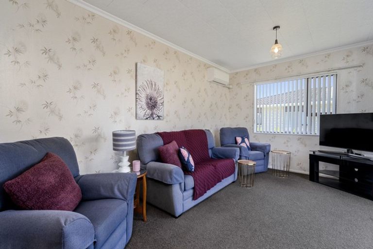 Photo of property in 3 Webster Street, Westown, New Plymouth, 4310