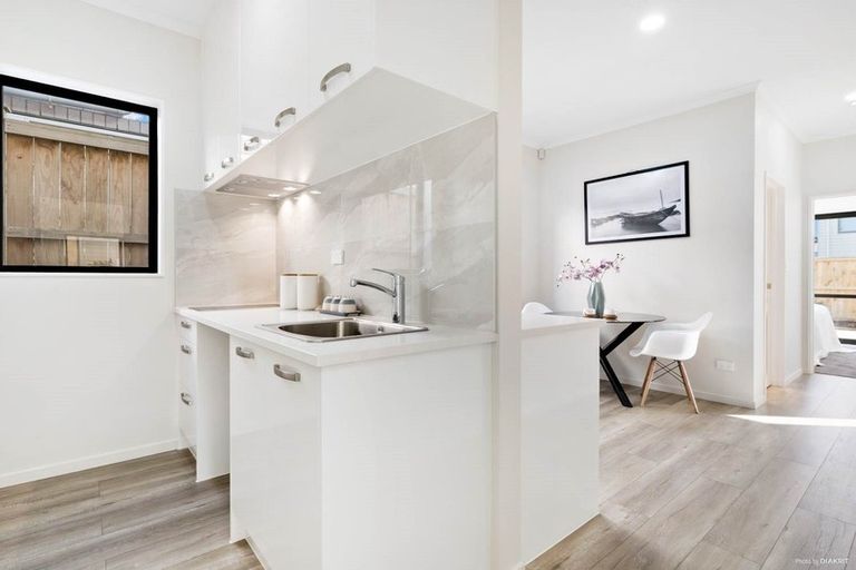 Photo of property in 14 Drumconnell Drive, Flat Bush, Auckland, 2019