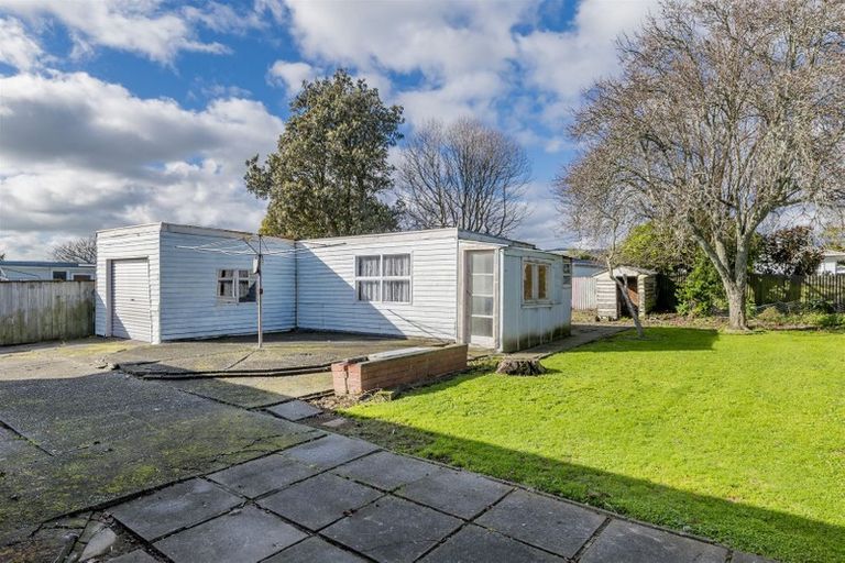 Photo of property in 4 Freyberg Street, Levin, 5510