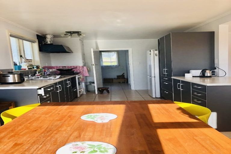 Photo of property in 11 Bishopgate Street, Birkdale, Auckland, 0626