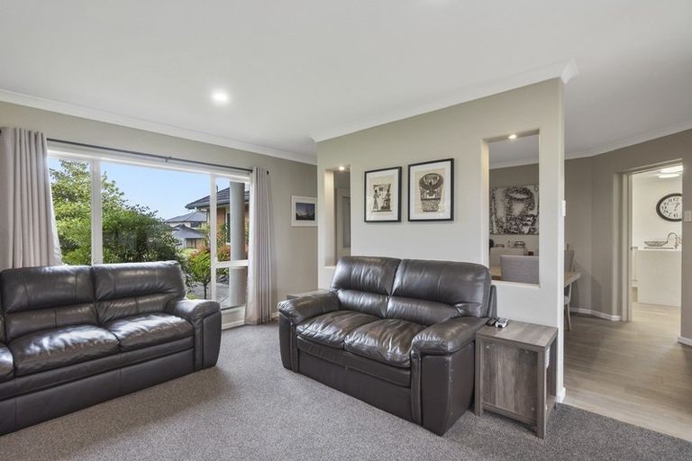 Photo of property in 13 Parkwood Place, Huntington, Hamilton, 3210