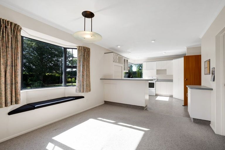 Photo of property in 37 Pembroke Road East, Stratford, 4332