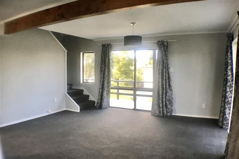 Photo of property in 36 Cyclarama Crescent, Massey, Auckland, 0614