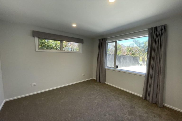 Photo of property in 37 Pohutukawa Drive, Eskdale, Napier, 4182