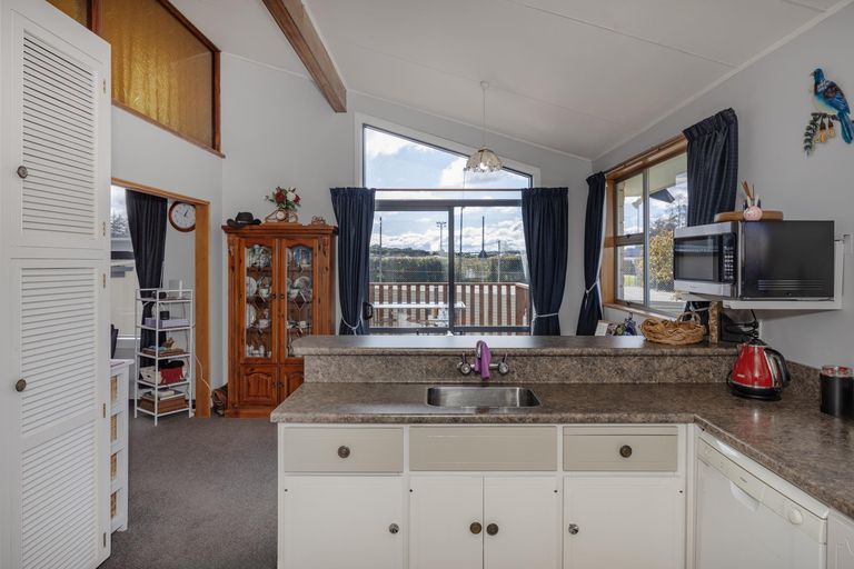 Photo of property in 11 Charles Street, Weston, Oamaru, 9401