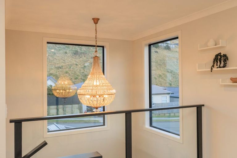 Photo of property in 6 Atherton Terrace, Churton Park, Wellington, 6037