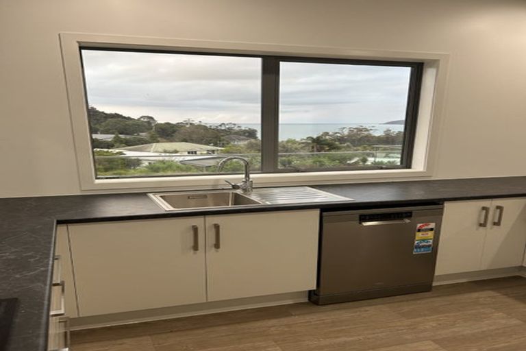 Photo of property in 10 Morey Road, Cable Bay, 0420