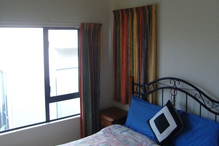 Photo of property in 6b Atamira Close, Churton Park, Wellington, 6037