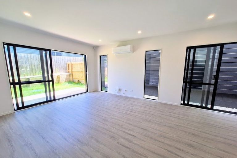 Photo of property in 108c Taikata Road, Te Atatu Peninsula, Auckland, 0610
