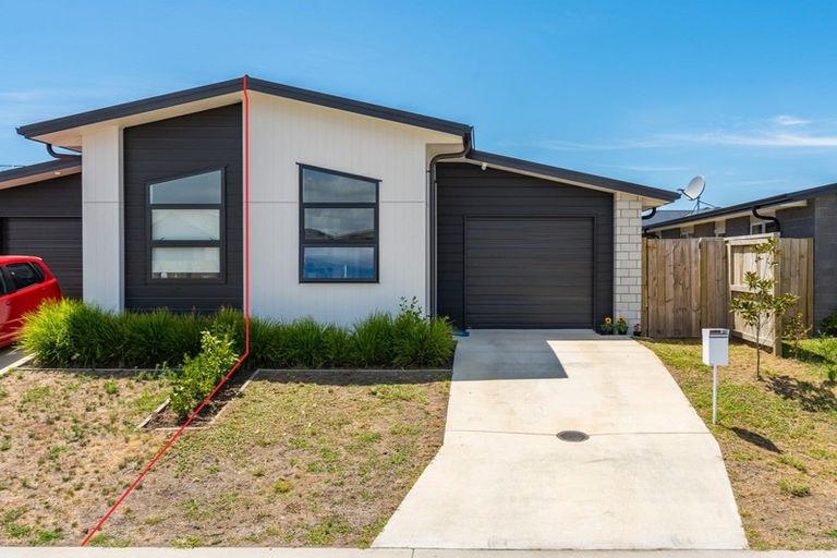 Photo of property in 16a Tamapahore Boulevard, Papamoa Beach, Papamoa, 3118