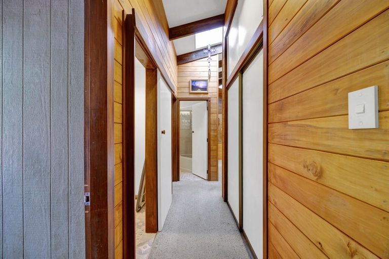 Photo of property in 66 Kent Terrace, Midhirst, Stratford, 4394