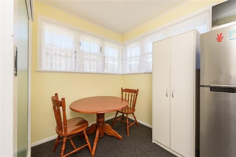 Photo of property in 1/56 Athlone Crescent, Avalon, Lower Hutt, 5011