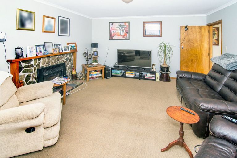 Photo of property in 97 Cameron Crescent, Masterton, 5810