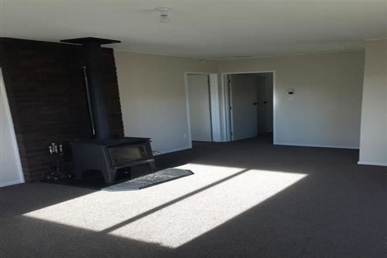 Photo of property in 16 Jeffares Place, Taradale, Napier, 4112