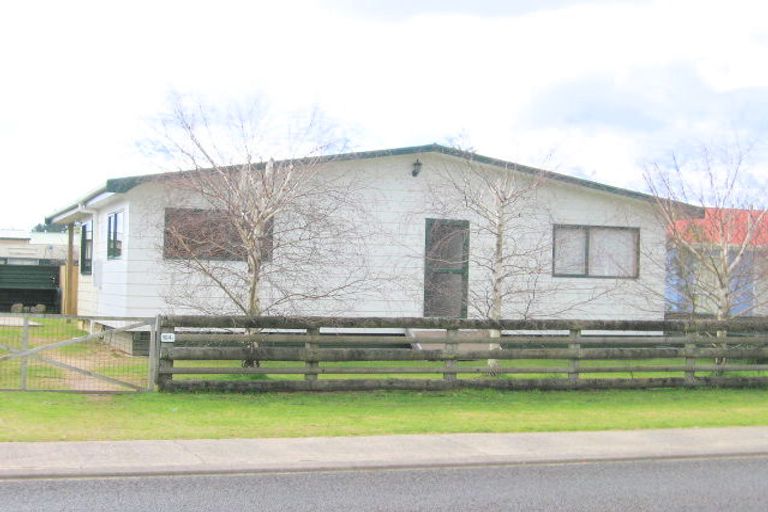 Photo of property in 104a Otahu Road, Whangamata, 3620