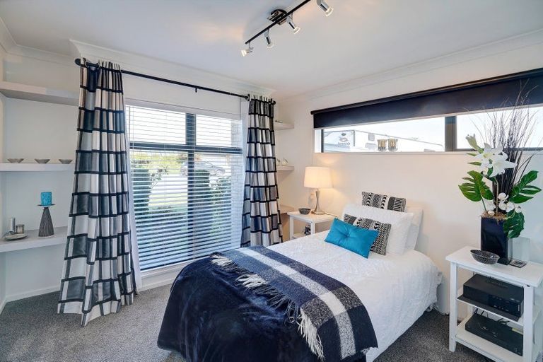 Photo of property in 6 Claremont Crescent, Amberley, 7410