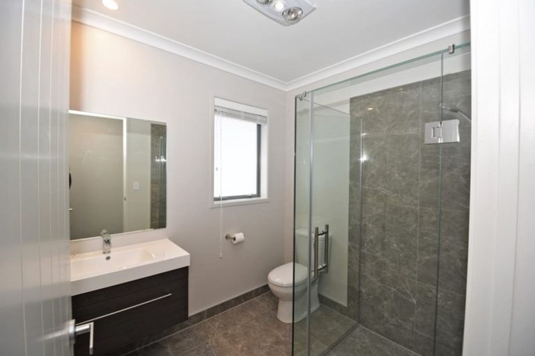 Photo of property in 6 Shearwater Lane, Point Wells, 0986