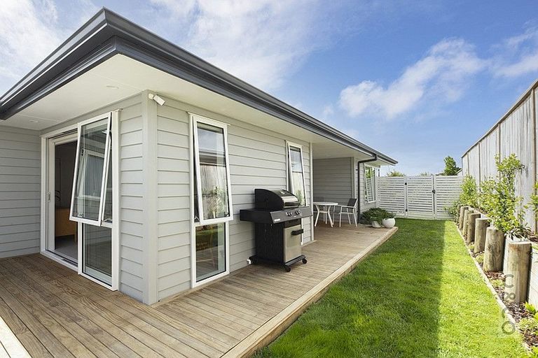 Photo of property in 31 Pitoitoi Drive, Riverhead, 0820