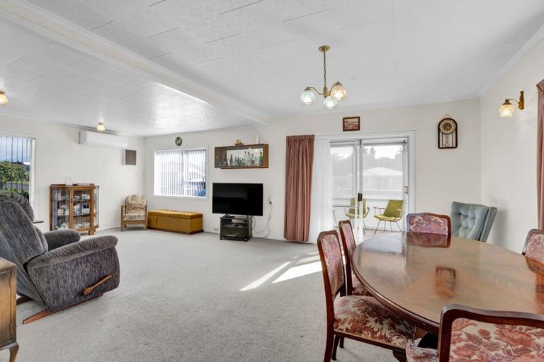 Photo of property in 21 Seyton Street, Stratford, 4332