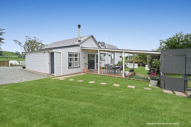 Photo of property in 56 Tapairu Road, Waipawa, 4275