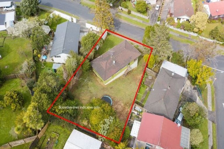 Photo of property in 5 Topliss Drive, Northcross, Auckland, 0632