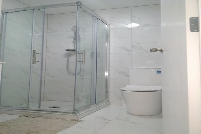 Photo of property in 91 Kamara Road, Glen Eden, Auckland, 0602