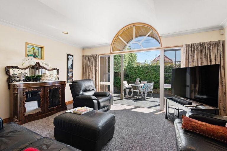 Photo of property in 28 Ings Avenue, Saint Clair, Dunedin, 9012