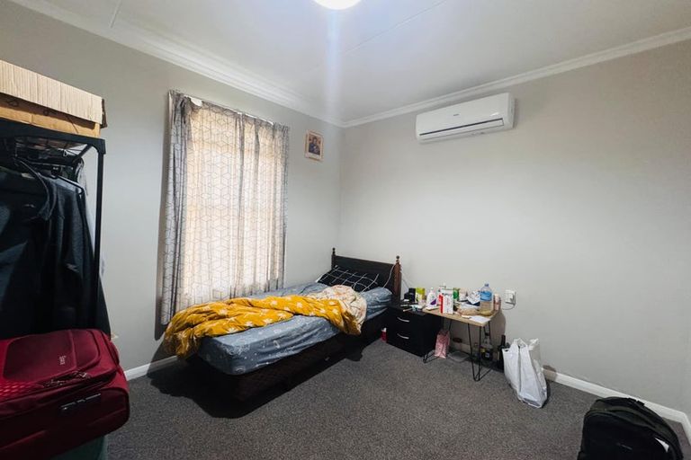 Photo of property in 74 Milson Line, Milson, Palmerston North, 4414