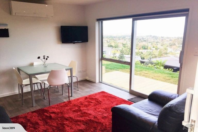 Photo of property in 6 Ava Avenue, Titirangi, Auckland, 0604