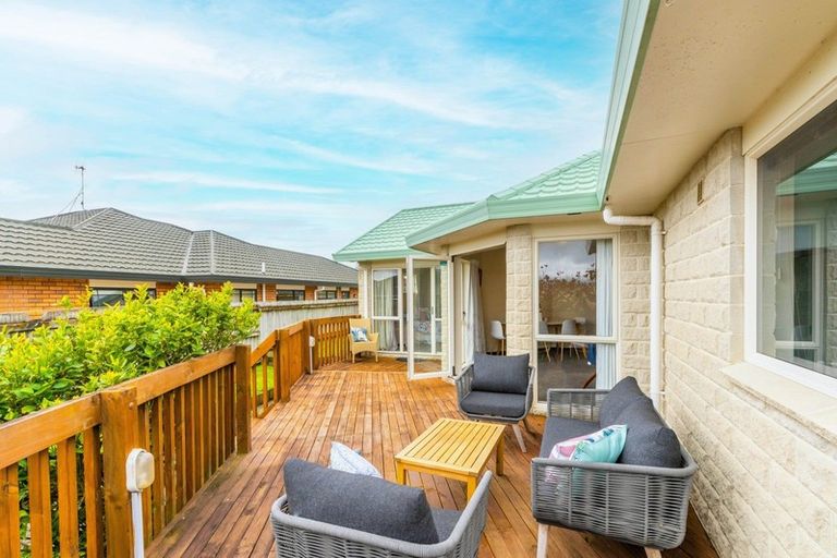 Photo of property in 6 Rifleman Lane, Paraparaumu Beach, Paraparaumu, 5032